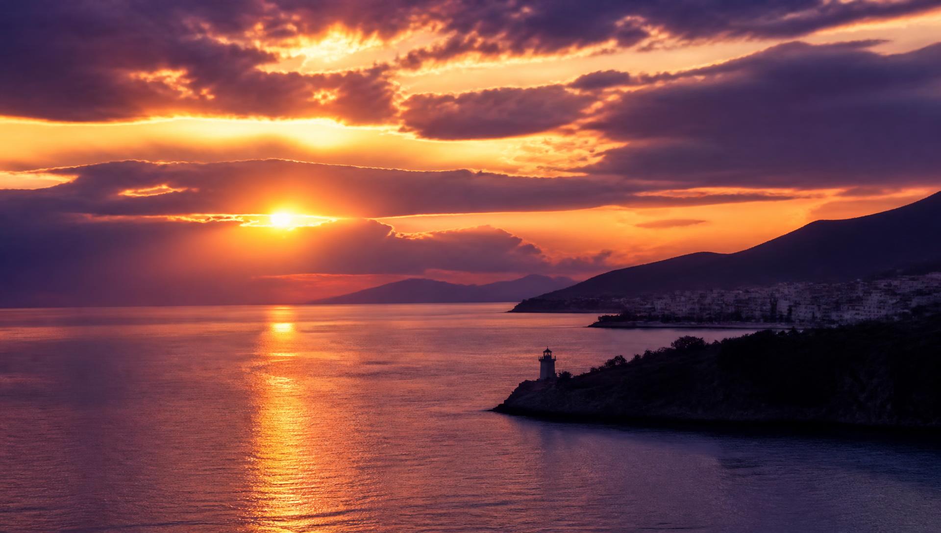 Solnedgång över Saranda, Albanien